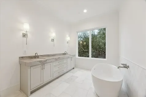 3 Wentworth Green Way Houston TX 77027