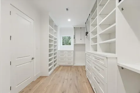 3 Wentworth Green Way Houston TX 77027