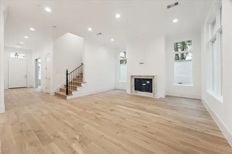 3 Wentworth Green Way Houston TX 77027