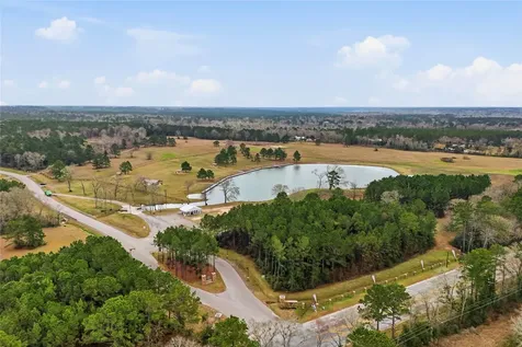 15466 Red Hawk Road Willis TX 77378
