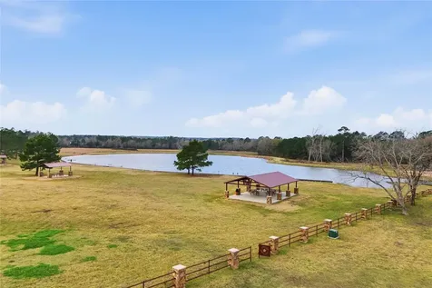 15466 Red Hawk Road Willis TX 77378
