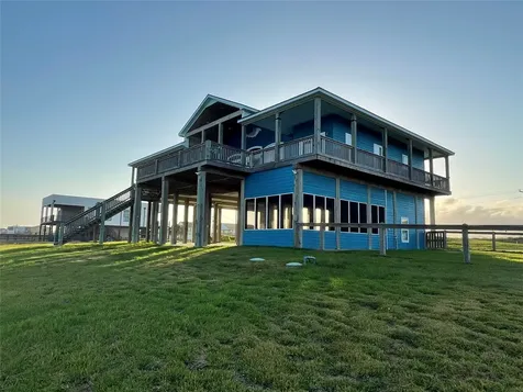 1432 County Road 230 Sargent TX 77414