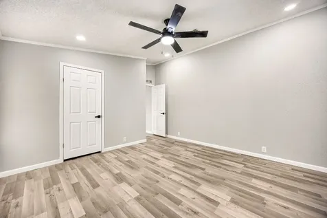 14262 Shadow Bay Drive Willis TX 77318