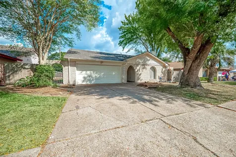 10607 Silkwood Drive Houston TX 77031