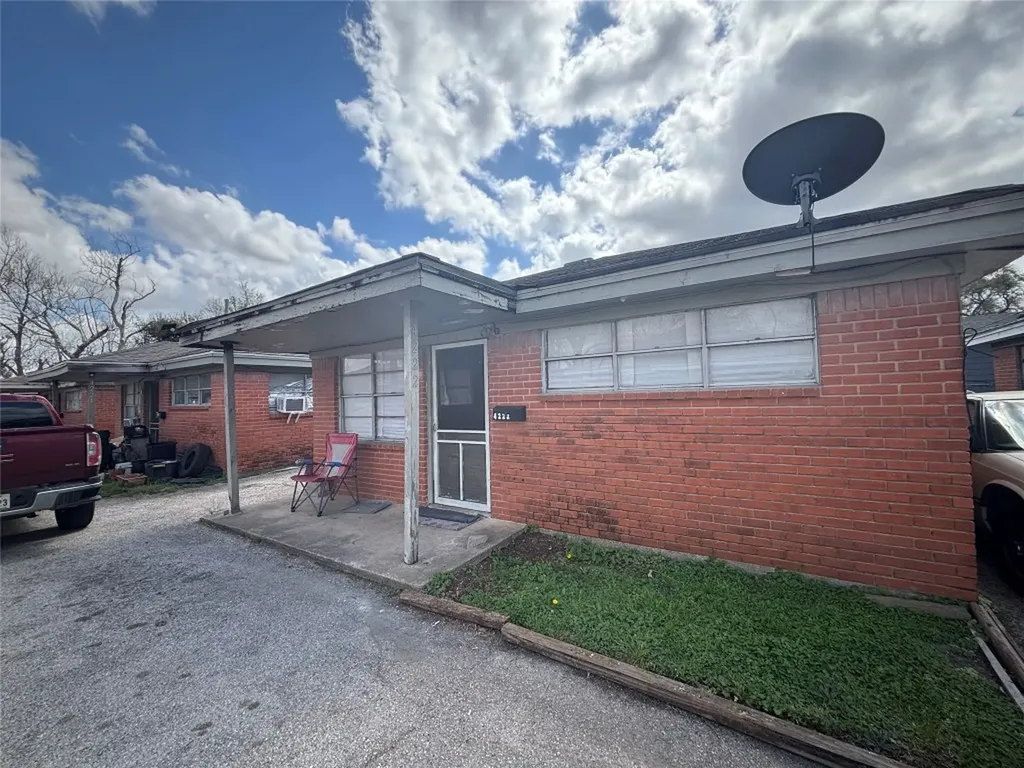 4222 Wipprecht Street Houston TX 77026