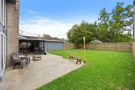 1809 20th Avenue N Texas City TX 77590