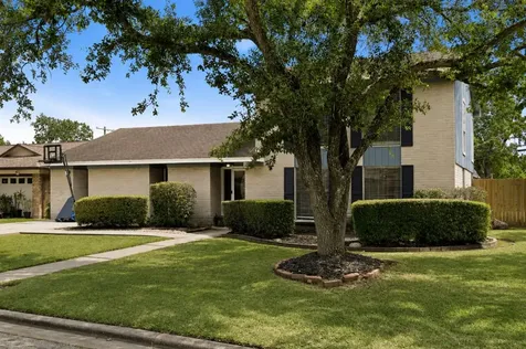 1809 20th Avenue N Texas City TX 77590