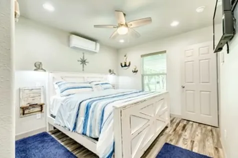 117 Tarpon Avenue Galveston TX 77550