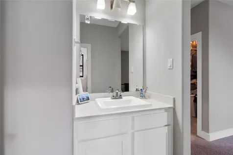 140 Lakehouse Landing Drive Katy TX 77493