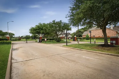 1206 Riverchase Drive Richmond TX 77469