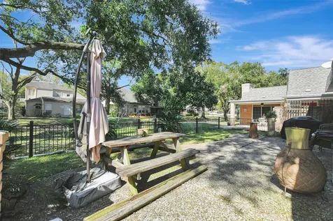 2718 Kissing Camel Court Missouri City TX 77459
