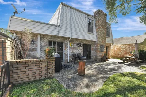 2718 Kissing Camel Court Missouri City TX 77459