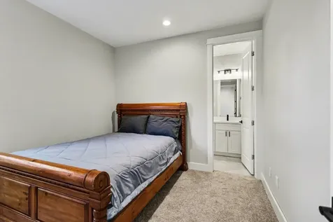 825 Woodcrest Drive Houston TX 77018