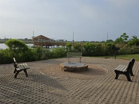 9822 Tulum Court Galveston TX 77554