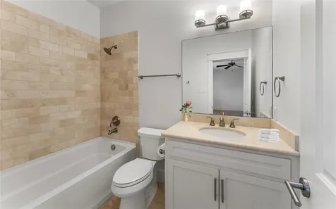 4938 Edison Park Lane Houston TX 77081