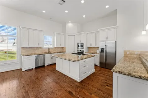 4938 Edison Park Lane Houston TX 77081