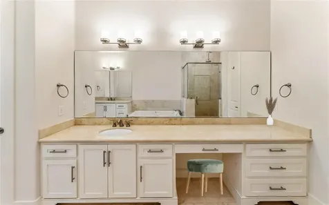 4938 Edison Park Lane Houston TX 77081
