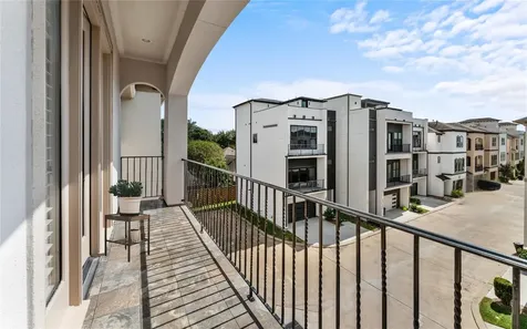4938 Edison Park Lane Houston TX 77081