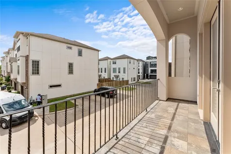 4938 Edison Park Lane Houston TX 77081