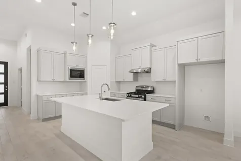 11820 South Pavillion Drive Mont Belvieu TX 77523