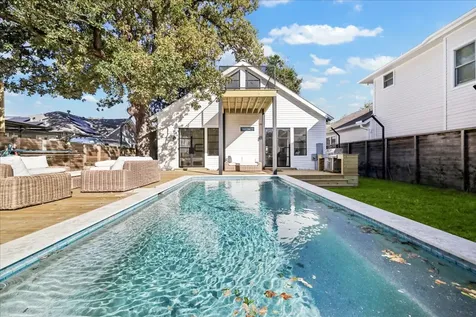 415 Arlington Street Houston TX 77007