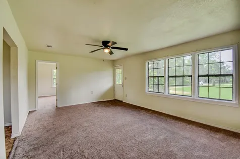 6615 Live Oak Drive Jones Creek TX 77541