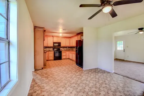 6615 Live Oak Drive Jones Creek TX 77541