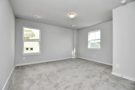 5718 Sandhill Oak Trail Houston TX 77066