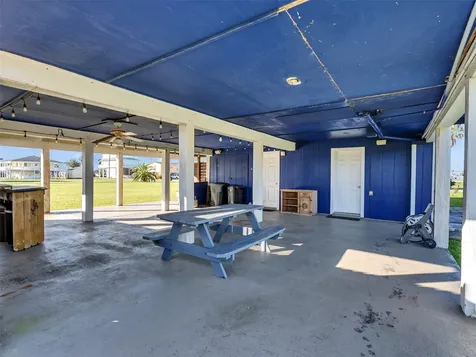 16527 Lewis Scott Road Jamaica Beach TX 77554