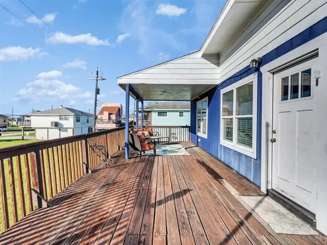 16527 Lewis Scott Road Jamaica Beach TX 77554