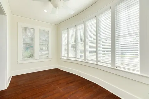 5022 Woodrow Avenue Galveston TX 77551