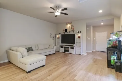 9256 Sea Garden Street Houston TX 77034
