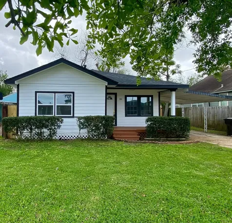 810 Avenue D South Houston TX 77587