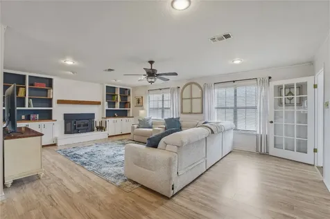 3342 Forest Hill East Road La Grange TX 78945