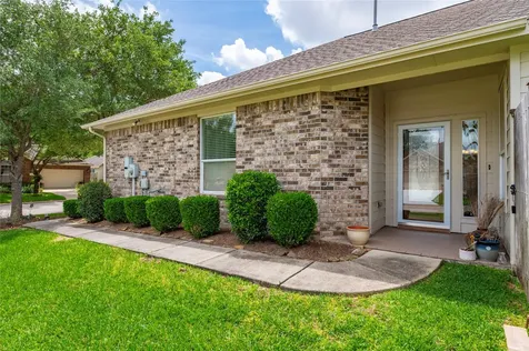 1201 N Riviera Circle Pearland TX 77581