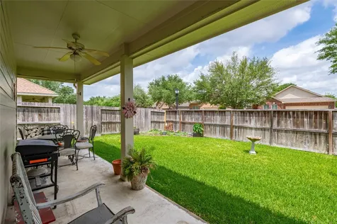 1201 N Riviera Circle Pearland TX 77581