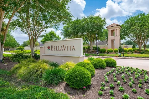 1201 N Riviera Circle Pearland TX 77581