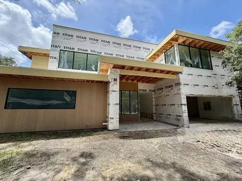 1701 Banks Street Houston TX 77098