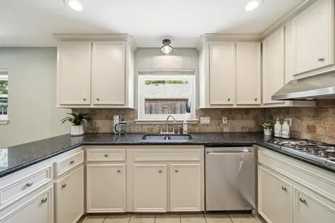 10211 Cliffwood Drive Houston TX 77035