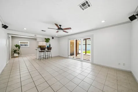 10211 Cliffwood Drive Houston TX 77035