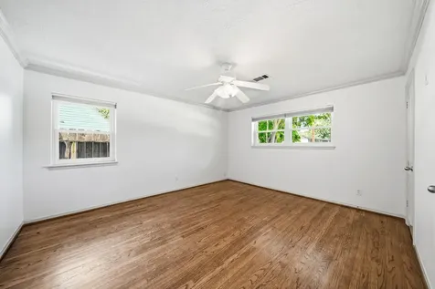 10211 Cliffwood Drive Houston TX 77035
