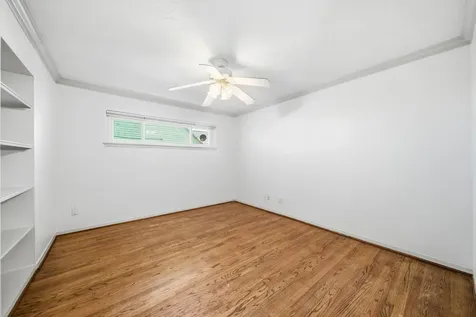 10211 Cliffwood Drive Houston TX 77035