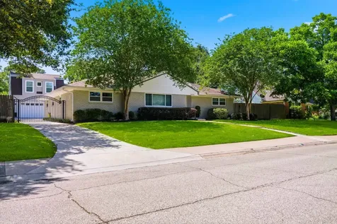 10211 Cliffwood Drive Houston TX 77035