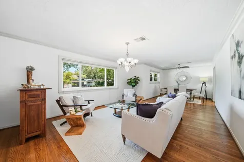 10211 Cliffwood Drive Houston TX 77035