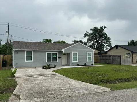 13307 Joliet Street Houston TX 77015