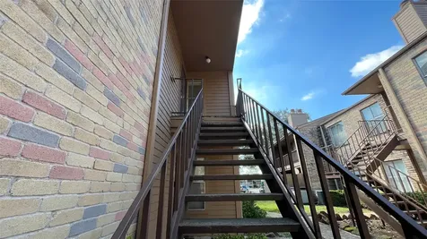10555 Turtlewood Court 201 Houston TX 77072