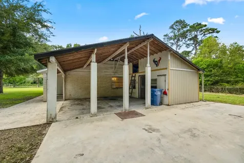 140 Friar Tuck Road Shepherd TX 77371