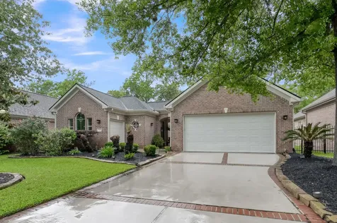 204 W Pines Drive Montgomery TX 77356