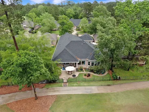 204 W Pines Drive Montgomery TX 77356