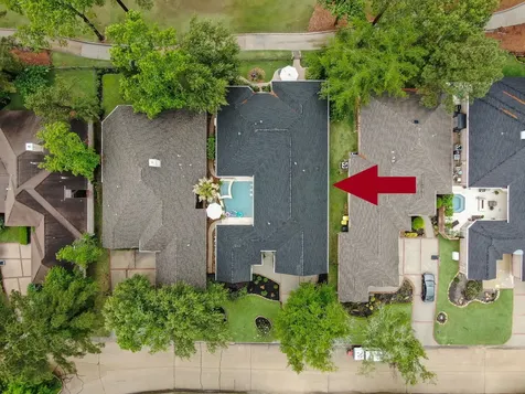 204 W Pines Drive Montgomery TX 77356